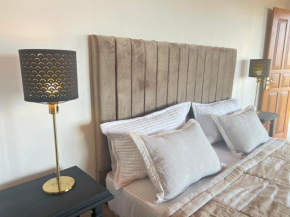 Home away from home , secured home stay for women in Colombo suburbs Gated resident, five star facility, Opal residencies Malabe , Colombo
